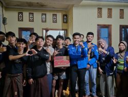 Ketua KNPI Rajeg, Akmal Maulana Isman, S.H., Sambut Kedatangan Peserta KKN di Desa Daon Kecamatan Rajeg