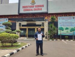 Diduga Korupsi dan Abaikan Putusan Komisi Informasi, POKJA IWO Indonesia Laporkan Kades Karanganyar ke Polda Metro Jaya