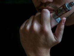 MUI Jatim Terbitkan Fatwa Haram Vape, Ini Kategorinya
