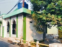 LAMBATNYA PENANGANAN TEMPAT IBADAH LONGSOR DI TANGSEL
